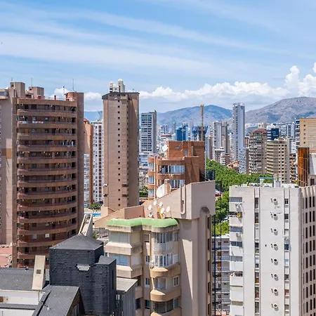 Europa Center 12-b Levante Apartament *