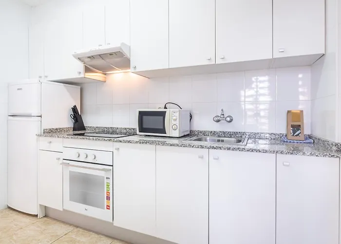 Апартаменты Europa Center 12-b Levante Бенидорм